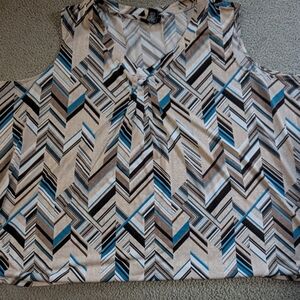 🤎Catherines Geometric Sleeveless Blouse - Blue, Black, Tan 4XL